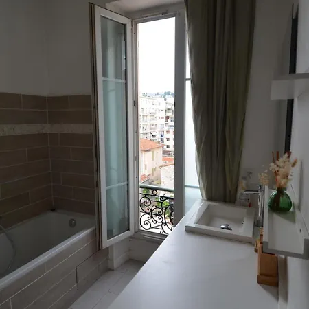 Duplex Borriglione - Spacieux Pour 6 Personnes Au Pied Du Tram דירה